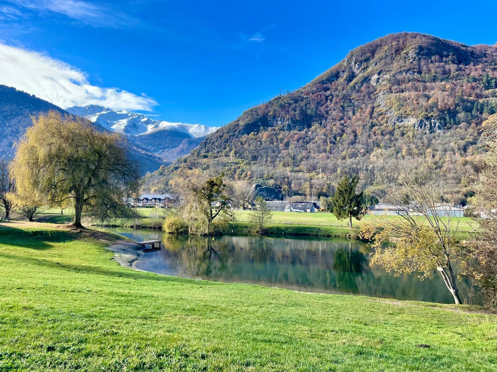 Duplex Du Pailhet, T3 Neuf, Vue Montagne, Parking, Navette Et 2 Velos A Disposition Gratuitement Bagneres-de-Luchon Bagian luar foto